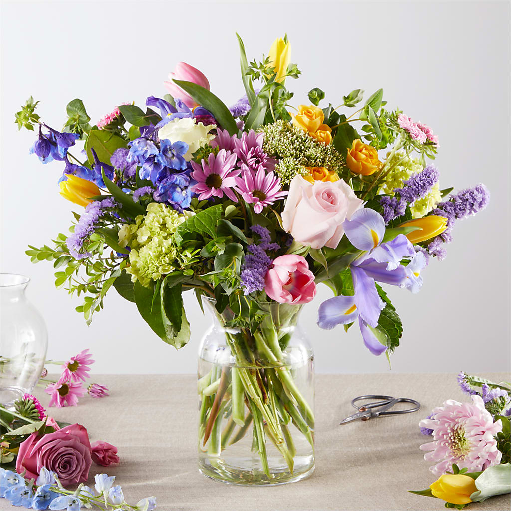 Pastel Tradition - A Florist Original – Flowerland, Athol MA