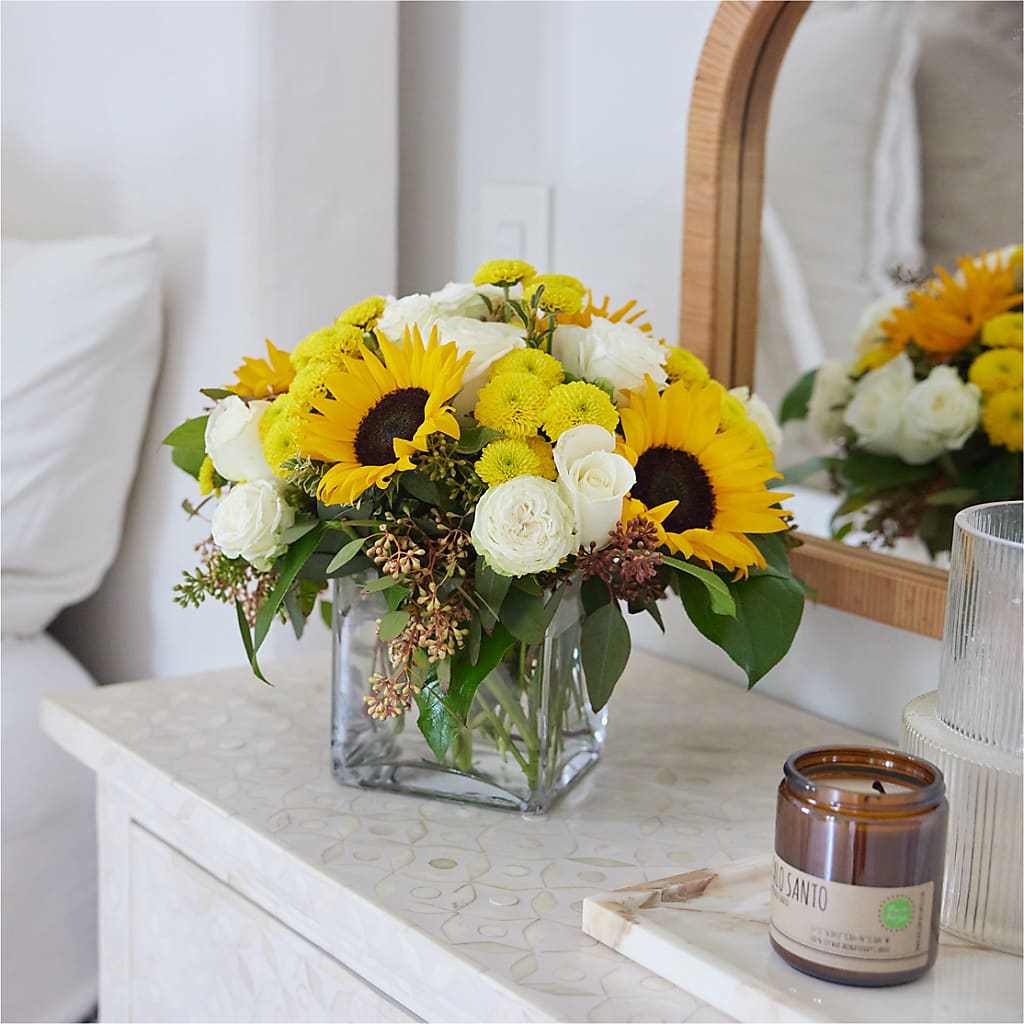 Luminous Morning Bouquet – Flowerland, Athol MA