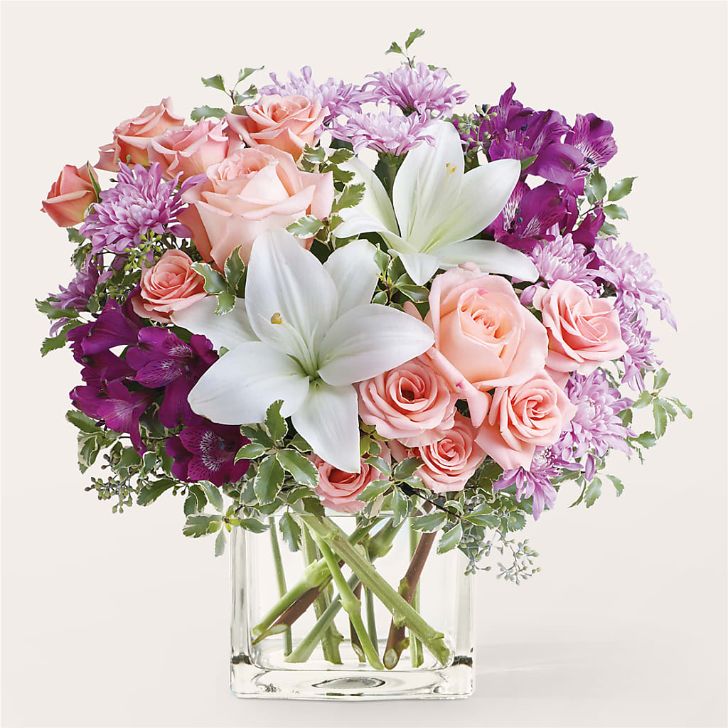 Mani Pedi Bouquet – Flowerland, Athol MA