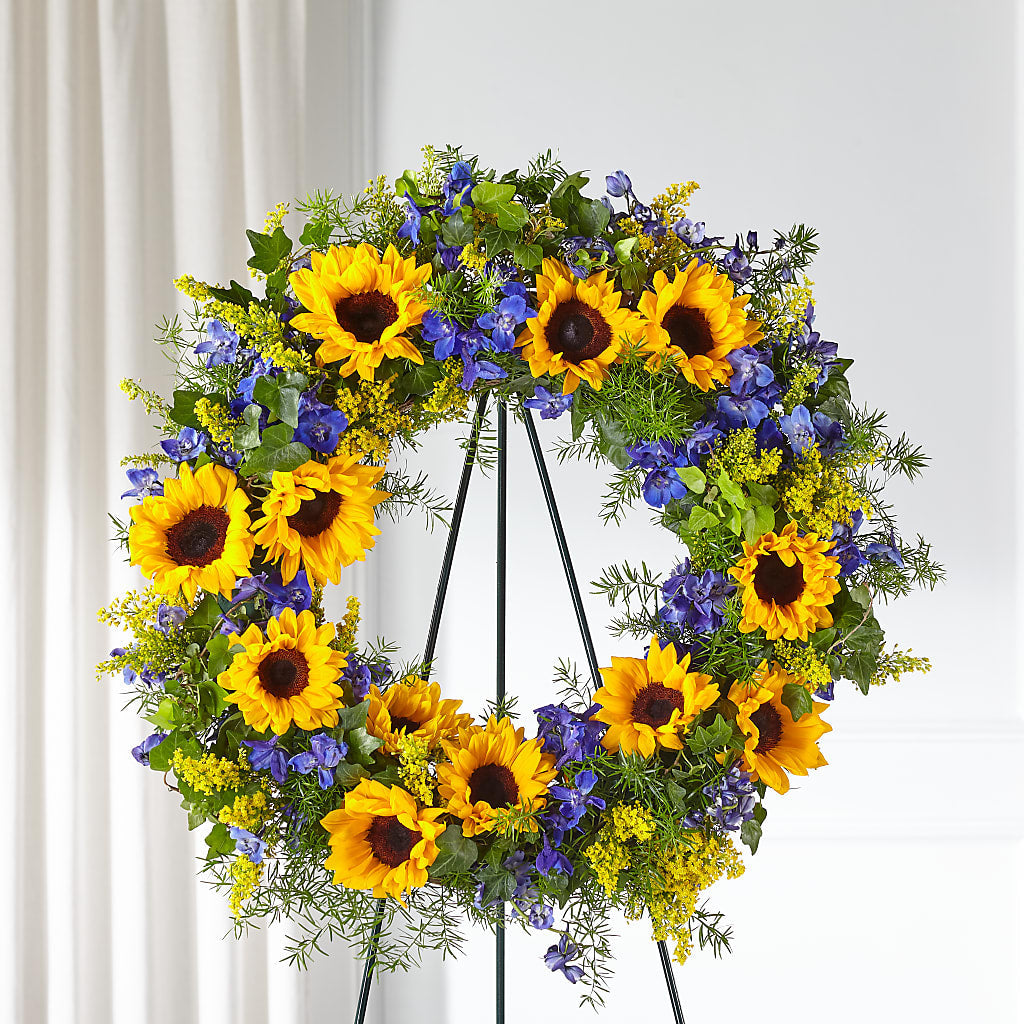 Bright Rays Wreath – Flowerland, Athol MA