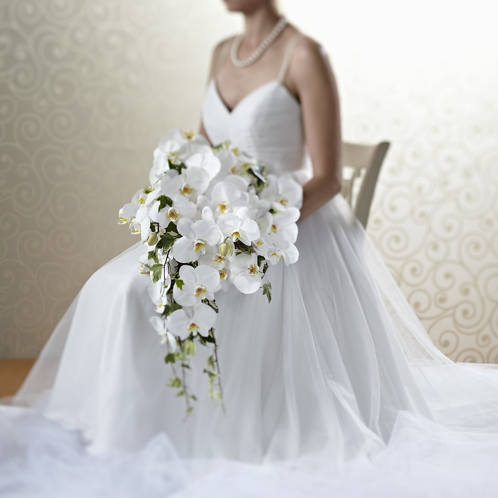 Classic White Bouquet – Flowerland, Athol MA