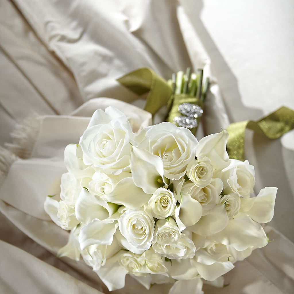 Serene Highness Bouquet – Flowerland, Athol MA