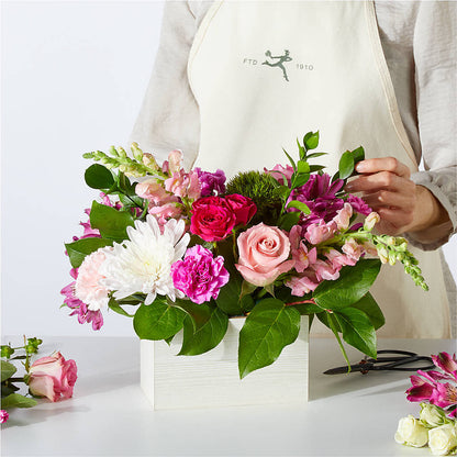 Sweetberry Box – A Florist Original –  Flowerland, Athol MA