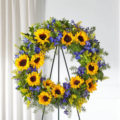Bright Rays Wreath –  Flowerland, Athol MA