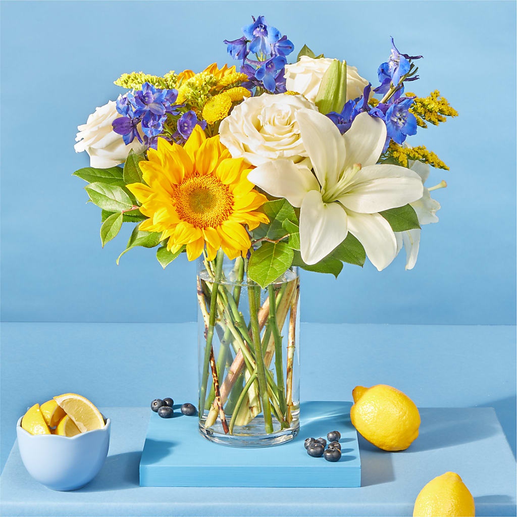 Stargazing Bouquet –  Flowerland, Athol MA