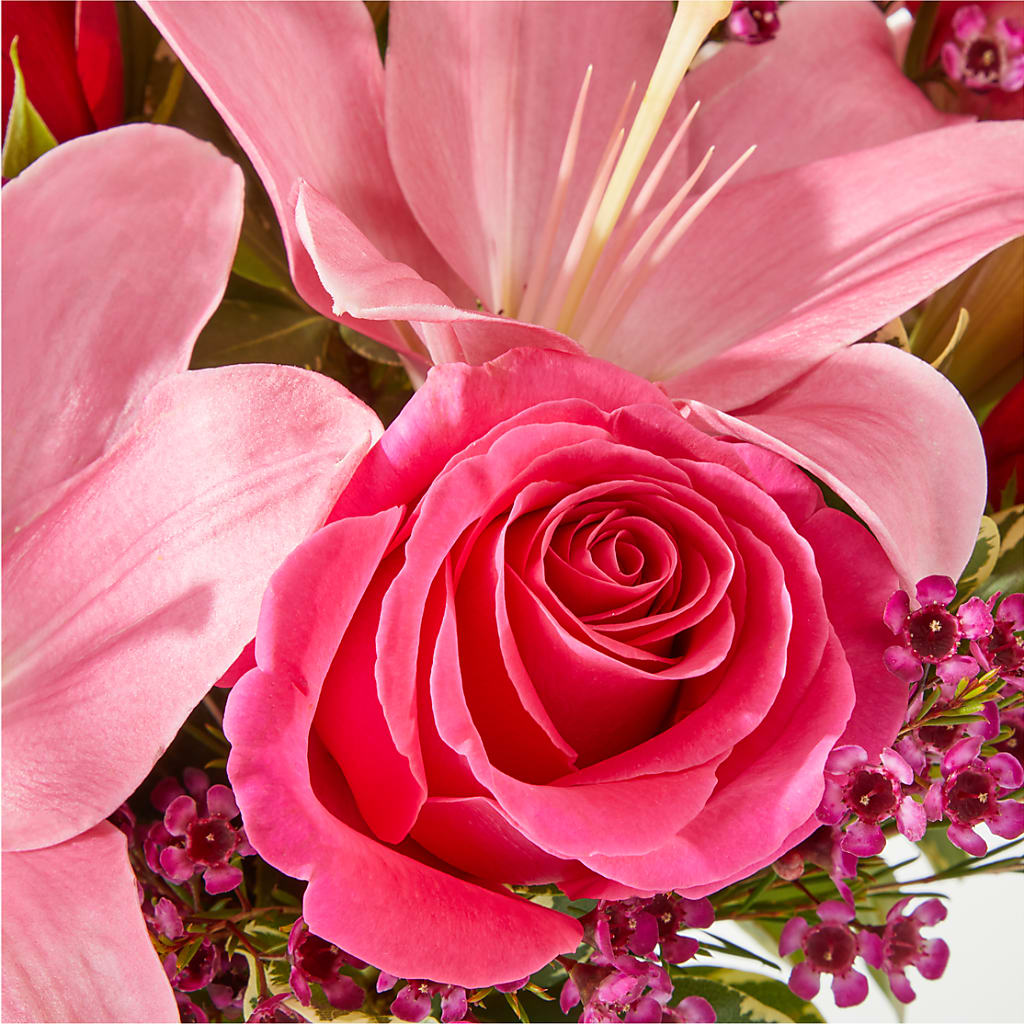 Lucky in Love Bouquet –  Flowerland, Athol MA